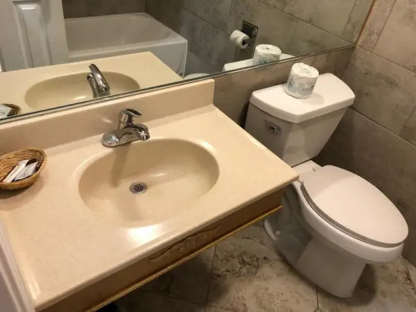 Whittier Travel Inn 10