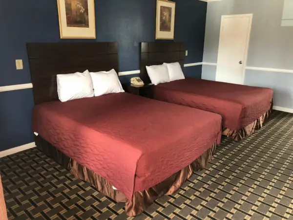 Whittier Travel Inn 5
