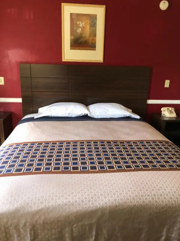 Whittier Travel Inn 7